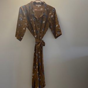 Floral dress with tie , size 6,